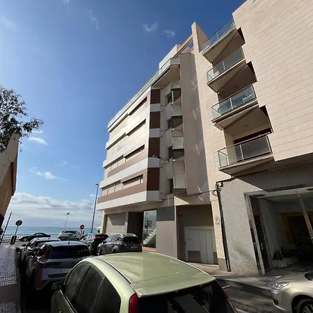 Apartment Near The Sea